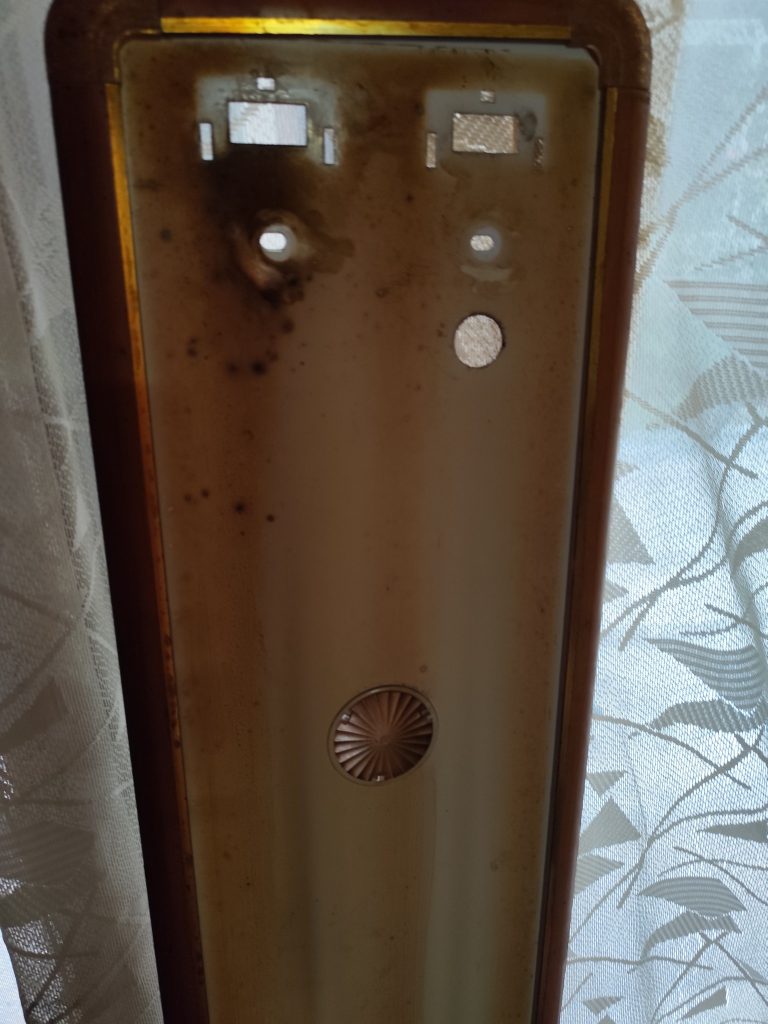 更換佛廳日光燈具