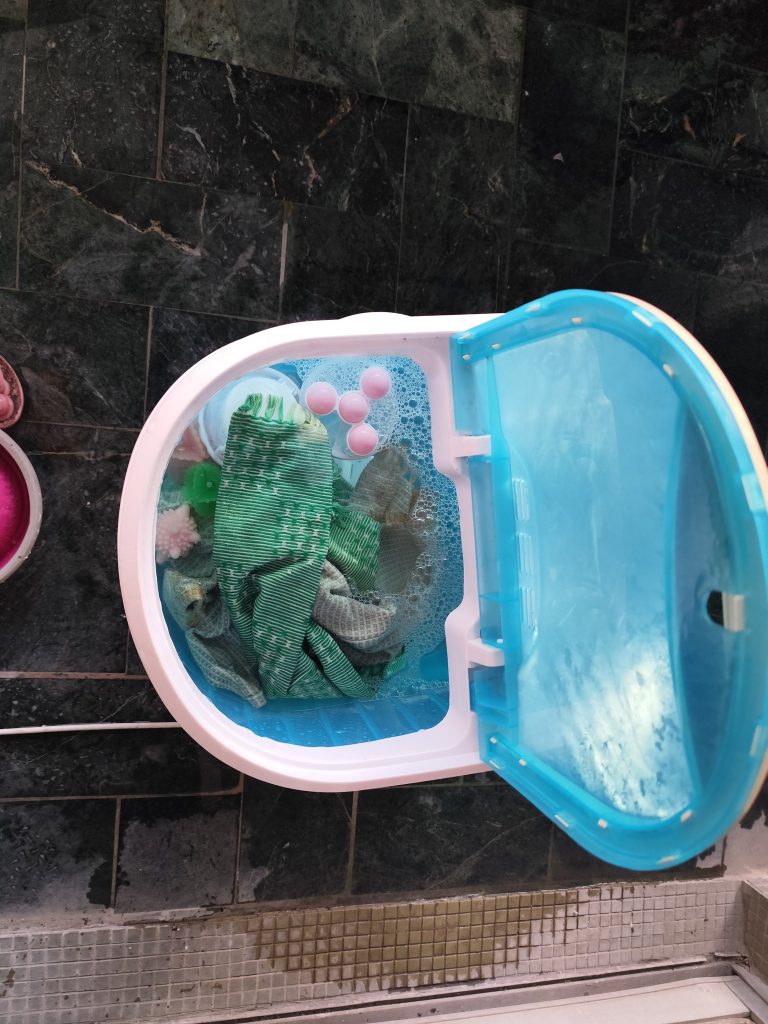 迷你洗衣機更換水管